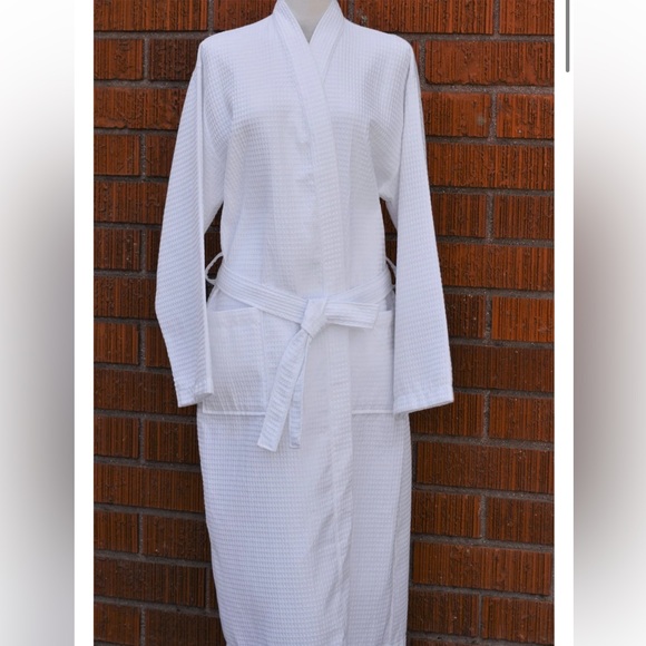 White Waffle Robe OS - Picture 2 of 2